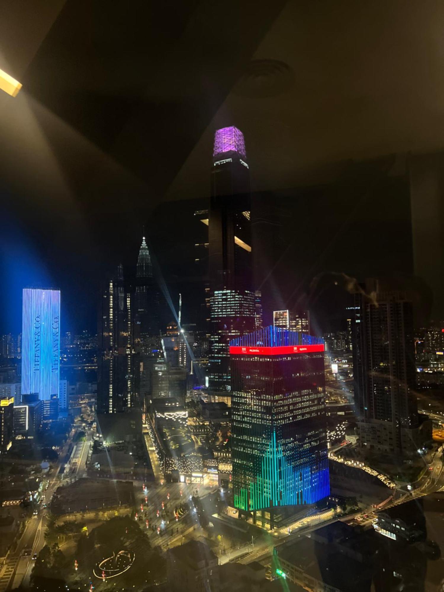 Axon Klcc - Kl *