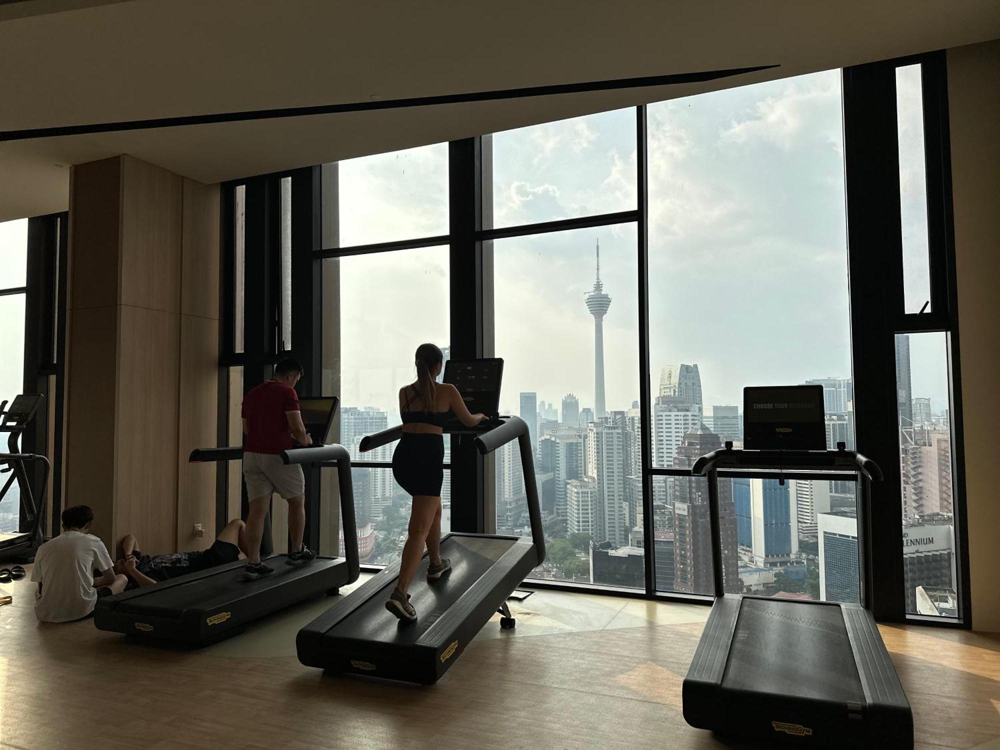 Axon Klcc - Kl Apartment *